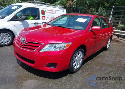 2011 Toyota Camry Le from USA, damaged, VIN 4T1BF3EK3BU668451